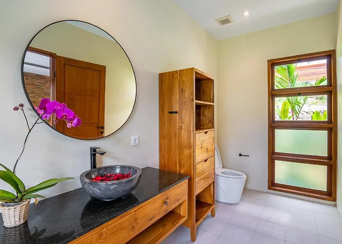 Eveuss Waterfall Retreat Ubud