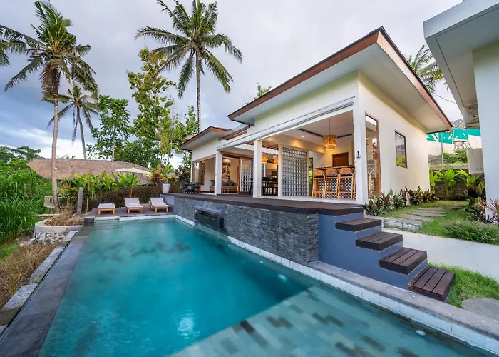 Eveuss Waterfall Retreat 3*