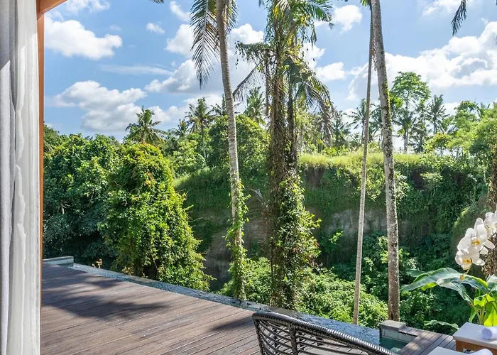 Eveuss Villa A Riverside Haven In Ubud 3*