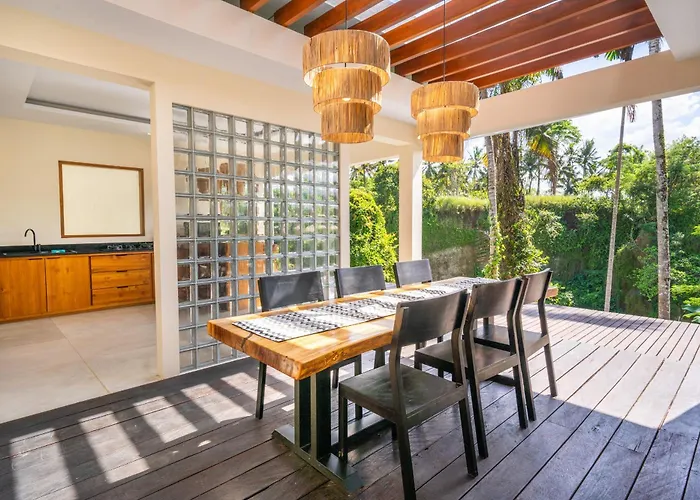 Eveuss Villa A Riverside Haven In Ubud فندق مبيت وإفطار أوبود
